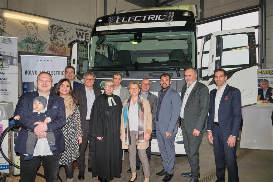 Gols: Burgenlands erster E-LKW „Josef“ präsentiert 
