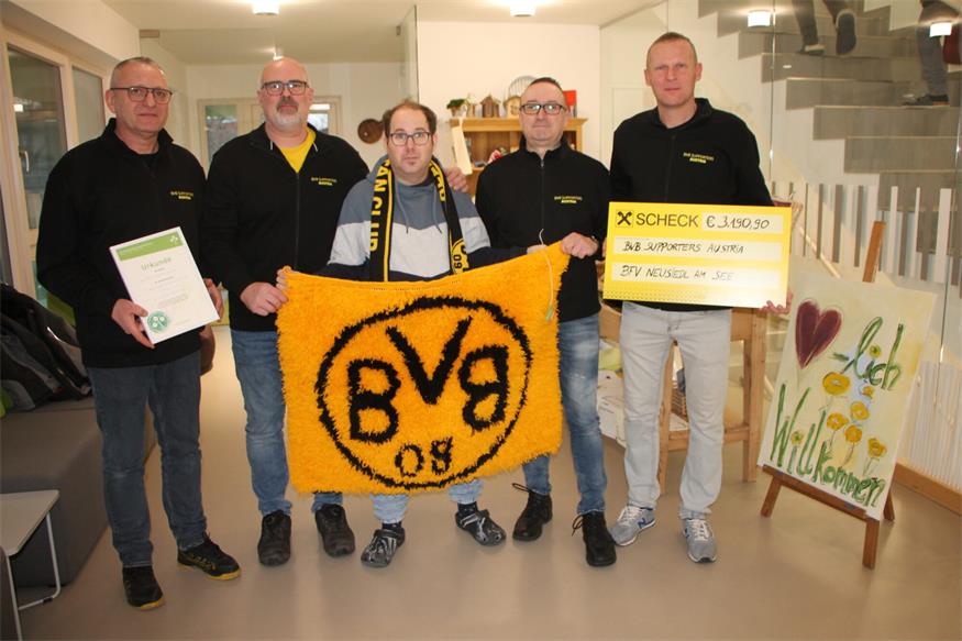 Spendable Borussia-Fans in Neusiedl am See 