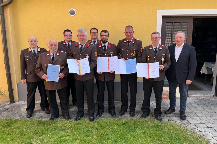 Feuerwehr Bubendorf wählte neuen Kommandantstellvertreter Feuerwehr Bubendorf wählte neuen Kommandantstellvertreter