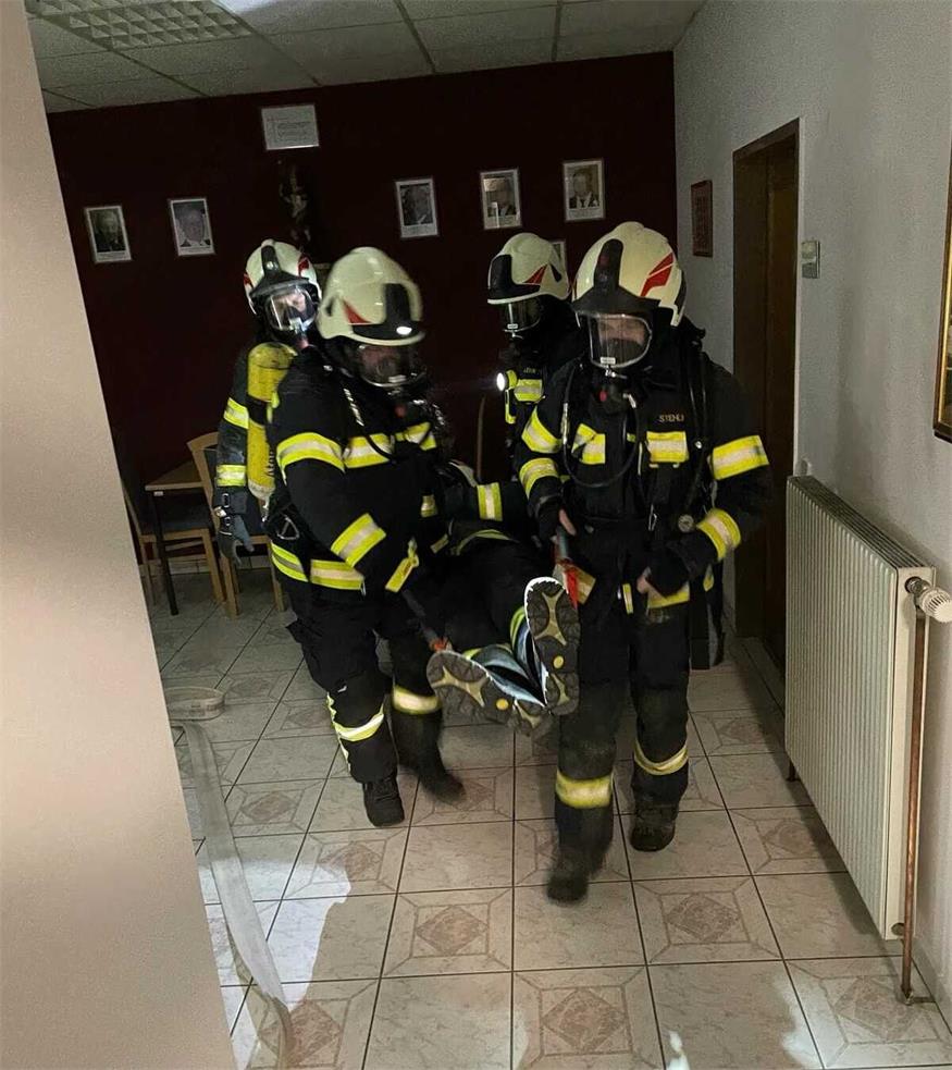 Nach dem Einsatz auf zur Übung 