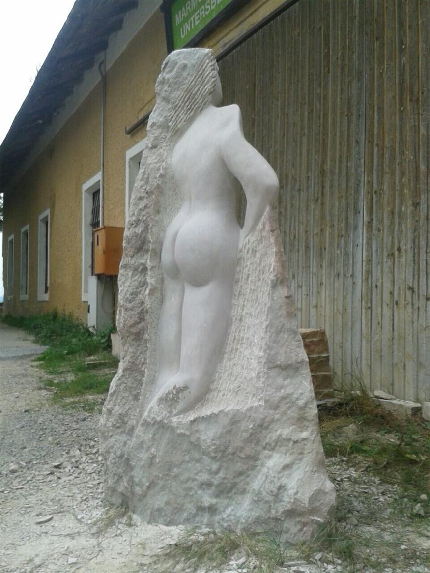 Heidi Tschank: begnadete Bildhauerin mit viel Eleganz Heidi Tschank: begnadete Bildhauerin mit viel Eleganz