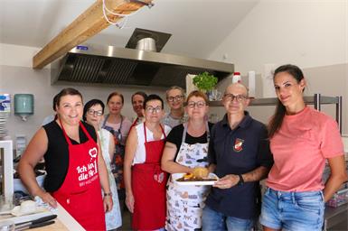 Genuss und Geselligkeit beim Feuerwehrheurigen in Deutsch Gerisdorf
