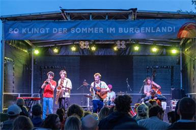 Saisonstart am „Neuen Strand“ in Breitenbrunn
