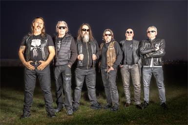 „Silverback“: 353 Jahre on Stage