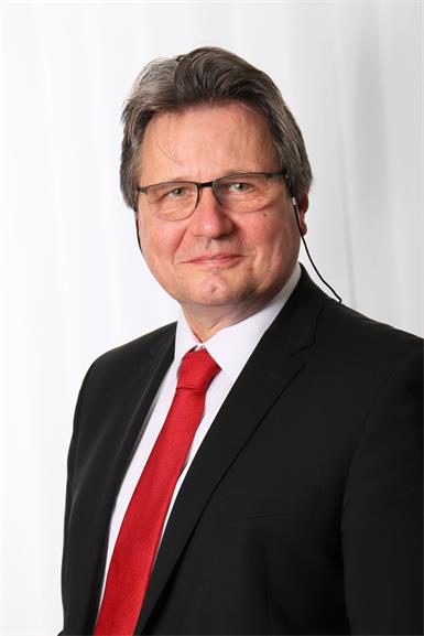 Nächste Runde im politischen Schlagabtausch: Gemeinderat vertagt