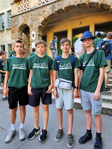 Bronze für Gymnasium Neusiedl beim Bolyai-Mathematik-Teamwettbewerb