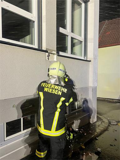 Wiesen: Im Schulhof brannte es in der Silvesternacht