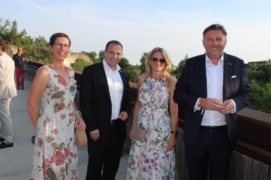 Festival-Premieren: Die hohe Kunst des Netzwerkens Festival-Premieren: Die hohe Kunst des Netzwerkens