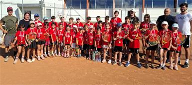 Kinder zeigten Begeisterung für Tennis in Stinatz