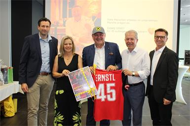 „Die besten Geschichten schreibt das Leben ... und der Fußball!“