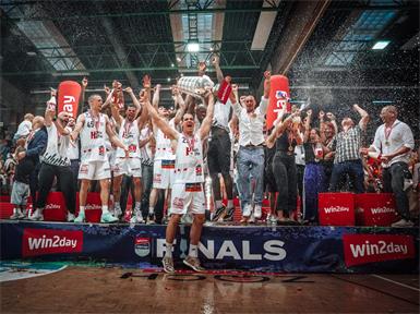 Basketball trifft Weinbau: Ein meisterliches Duo