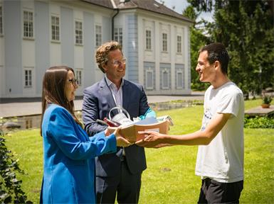 Erster Absolvent bei WIBA-Projekt