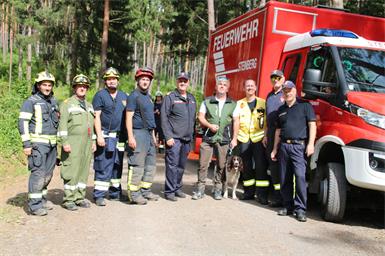 Wenn der Wald in Flammen steht: Übung zwischen Piringsdorf und Dörfl
