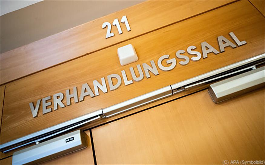 Land gegen Bund: Ringen um zwei Gerichts-Standorte 
