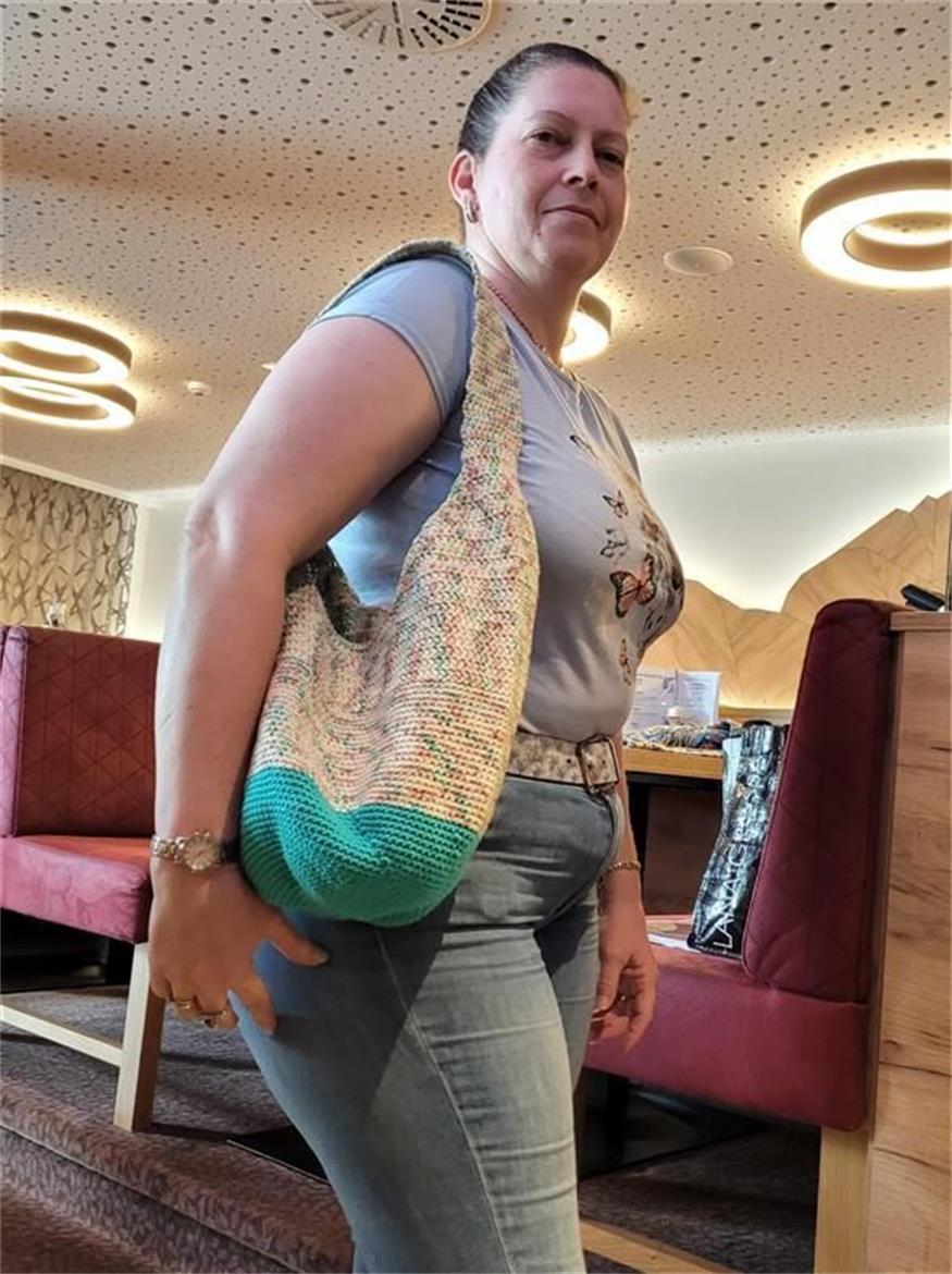 Handgestrickt liegt ganz im Trend Handgestrickt liegt ganz im Trend