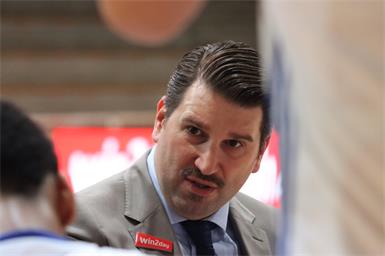 Gunners buchen Play-off-Ticket und rüsten auf
