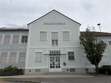 Schulgemeinschaft der Volksschule Lackenbach nahm Abschied