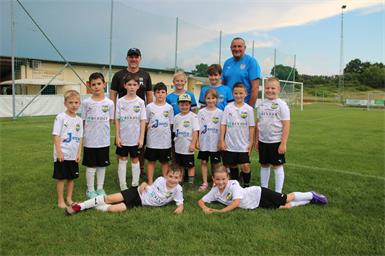 Fußball-Nachwuchs spielte, Küchen-Routiniers kochten auf