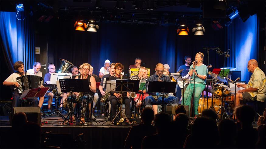 Weihnachtsfilm im Sommer, Jazz im Mondlicht - Bildein macht's einfach Weihnachtsfilm im Sommer, Jazz im Mondlicht - Bildein macht's einfach