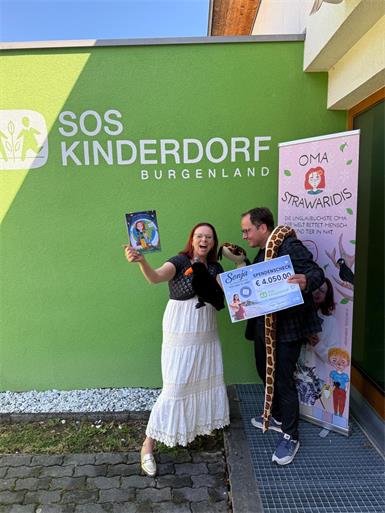 Mit Liedern und Kinderbuch für mehr Menschlichkeit
