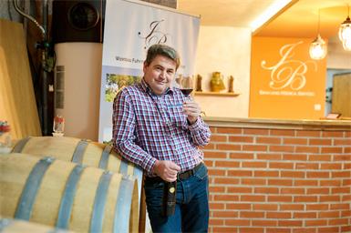 Vom Fernfahrer zum Winzer: die bewegende Geschichte von Ioan Birtoc