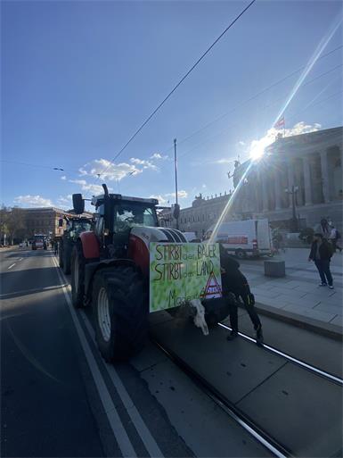Bauernprotest aus dem Burgenland erreicht Wiens Ringstraße