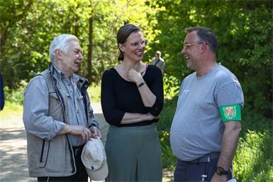 Invasive Pflanzen im Visier: Burgenland startet Neophyten-Offensive