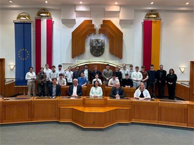 Besuch im Landhaus: Dialog zwischen Jugend und Politik
