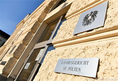 Tödlicher Zellenbrand in Eisenstadt: Verfahren in St. Pölten