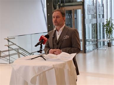 Streit schon bei Sitzung Nr. 3: Opposition geht zum Verwaltungsgericht
