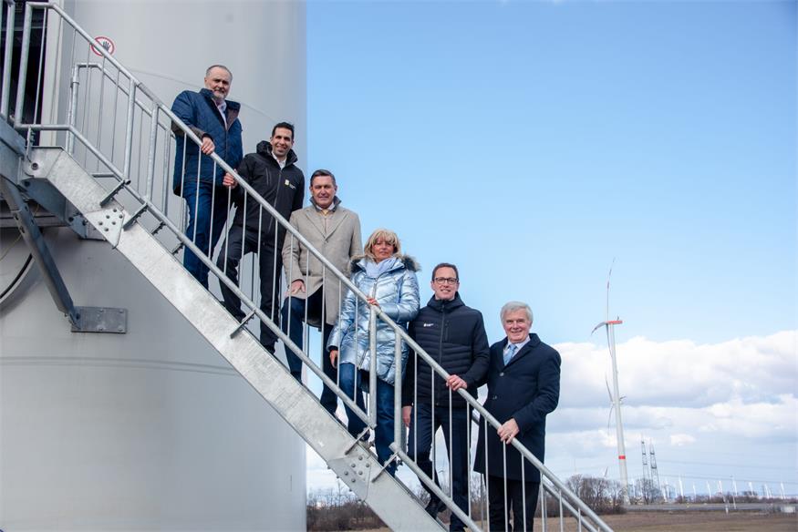 Nachbarschaftliche Leuchtturmprojekte: So läuft die Energiewende Nachbarschaftliche Leuchtturmprojekte: So läuft die Energiewende