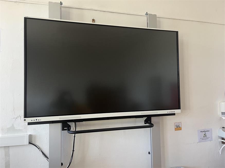 Neue Möbel für die Polytechnische Schule Oberpullendorf 