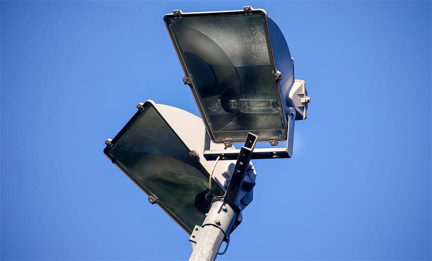 Neues Licht für Straßen und Pilgersdorfer Tennisplatz 