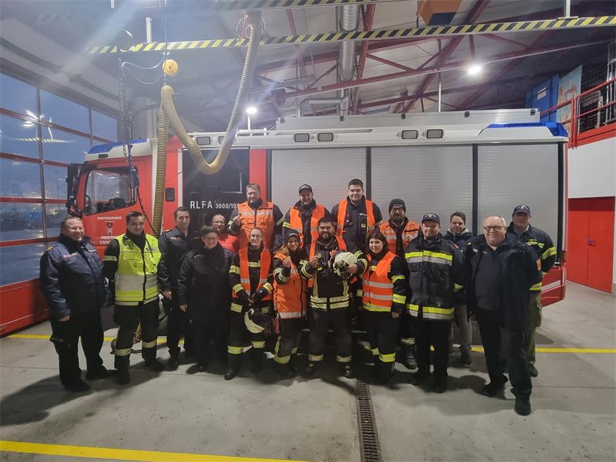 Eisenstadts Feuerwehren: Friedenslicht und Alarm rund um Weihnachten Eisenstadts Feuerwehren: Friedenslicht und Alarm rund um Weihnachten
