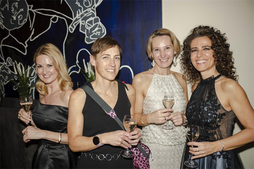 „Alles Walzer“ beim Neufelder Stadtball „Alles Walzer“ beim Neufelder Stadtball