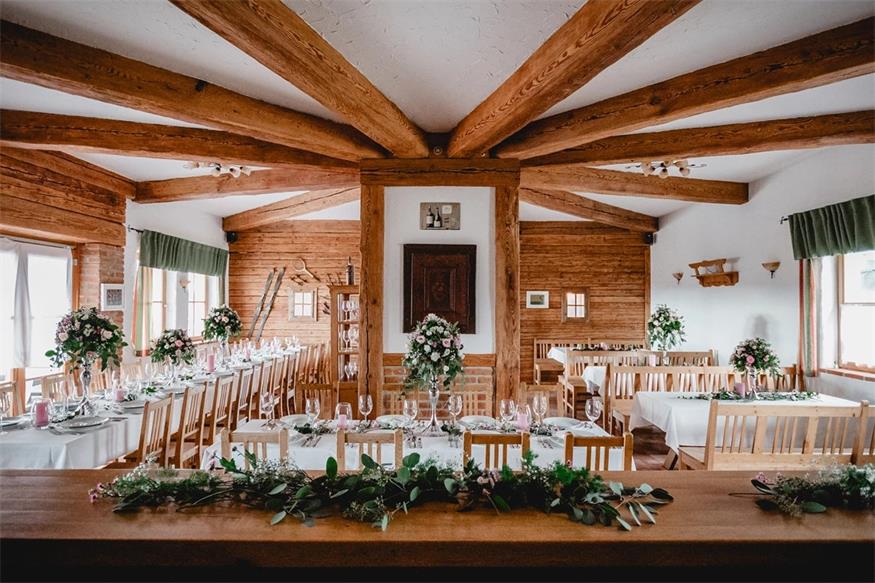 Romantik in jeder Ecke: Heiraten am Riegelberg 