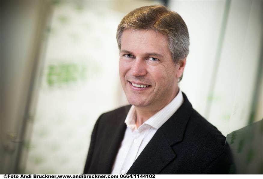 PET to PET recycelte 2024 rund 1,25 Milliarden Flaschen PET to PET recycelte 2024 rund 1,25 Milliarden Flaschen
