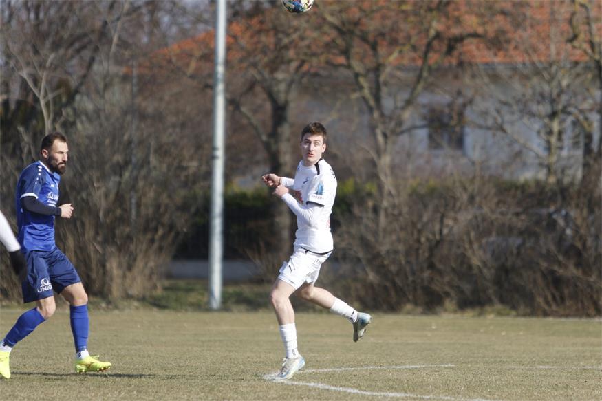 Halbturner gewannen in Gols klar mit 4:0 