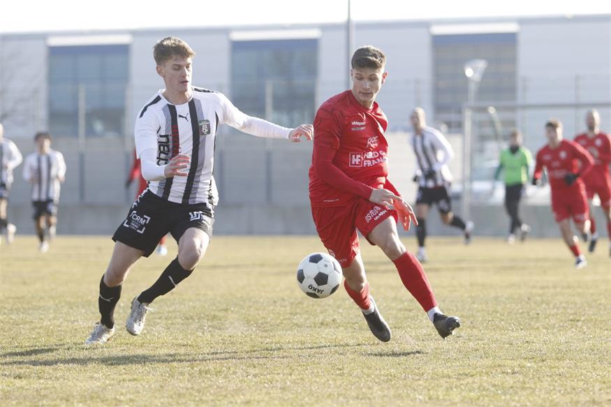 Parndorf siegte mit 4:1 gegen Siegendorf 
