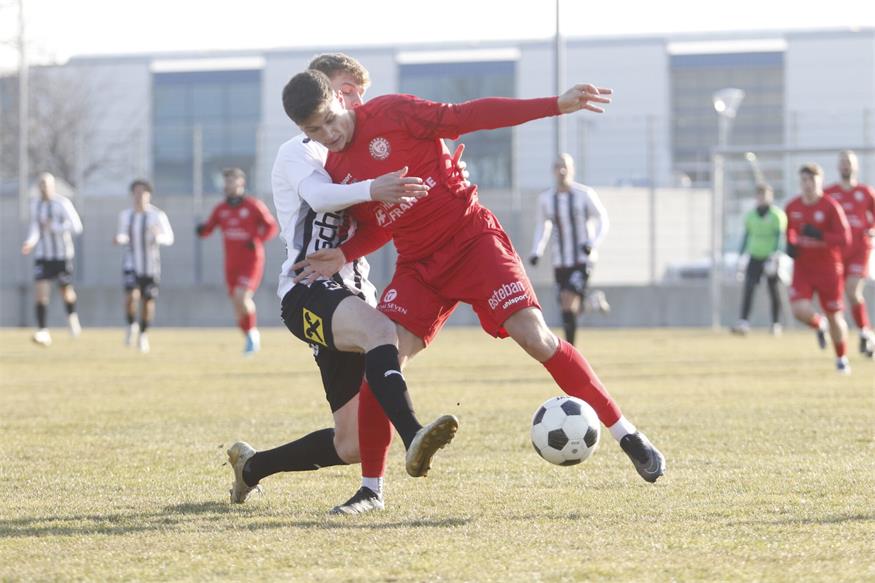 Parndorf siegte mit 4:1 gegen Siegendorf 