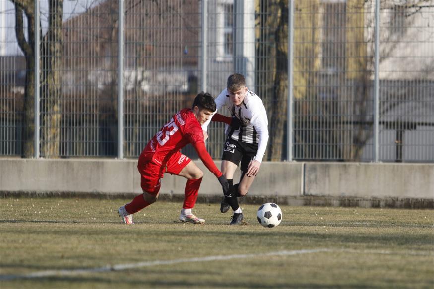 Parndorf siegte mit 4:1 gegen Siegendorf 