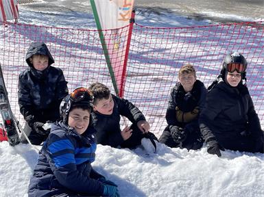 Wintersportwoche voller Action für Oberpullendorfer Mittelschüler