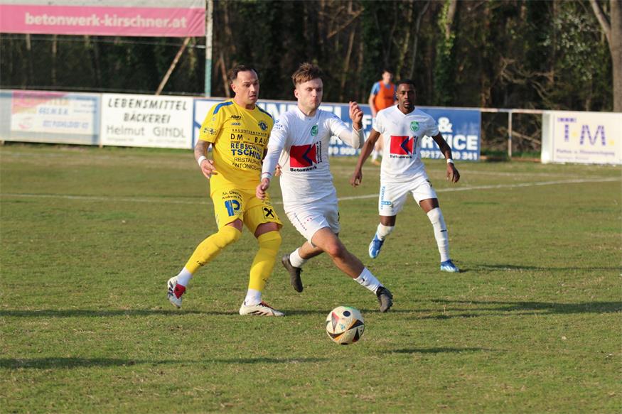 Sieg im direkten Duell: NSC Juniors auf Platz zwei Sieg im direkten Duell: NSC Juniors auf Platz zwei