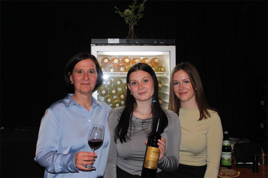 Jazz & Vino: Ein Abend voller Klang und Geschmack in der KUGA Jazz & Vino: Ein Abend voller Klang und Geschmack in der KUGA