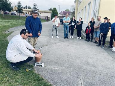 Faszinierende Experimente und Präsentationen im Poly Oberpullendorf