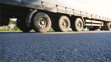 Keine LKW-Maut, aber der Transit muss von der Landstraße runter