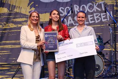 Burgenland: Sofia Reyna gewinnt SongChallenge 2025 mit „Going Under“