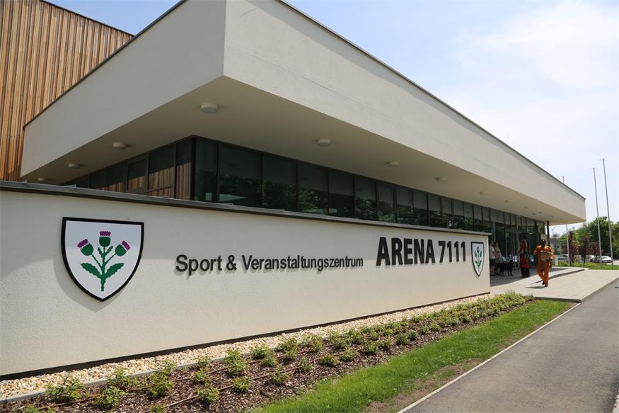 Für Vereine und Events: Parndorf feiert Eröffnung der „Arena 7111“ 
