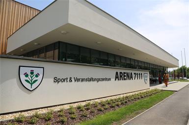 Für Vereine und Events: Parndorf feiert Eröffnung der „Arena 7111“