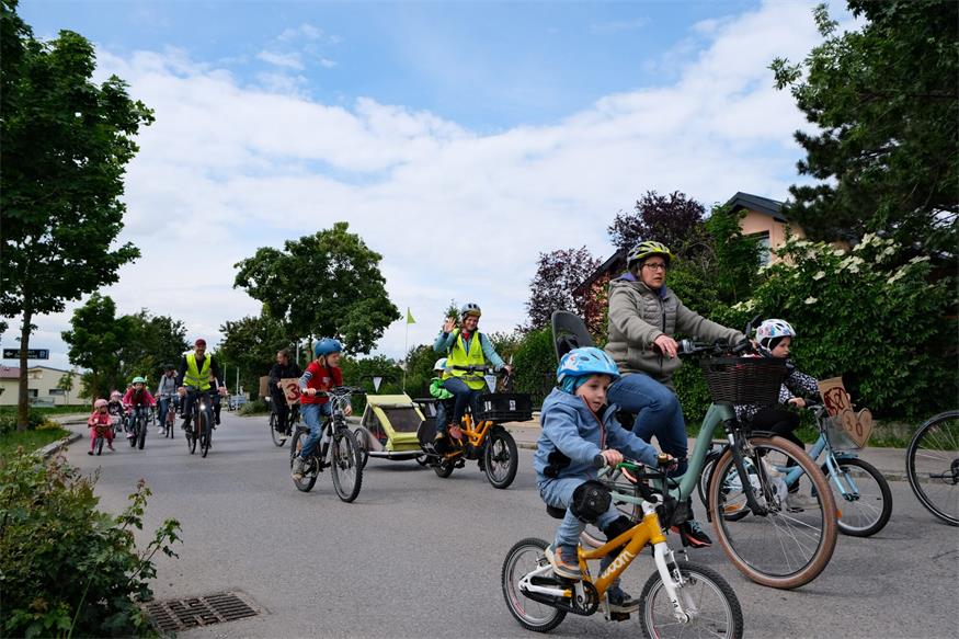 Kinder erobern die Straßen: Dritte Kidical Mass in Neusiedl am See Kinder erobern die Straßen: Dritte Kidical Mass in Neusiedl am See